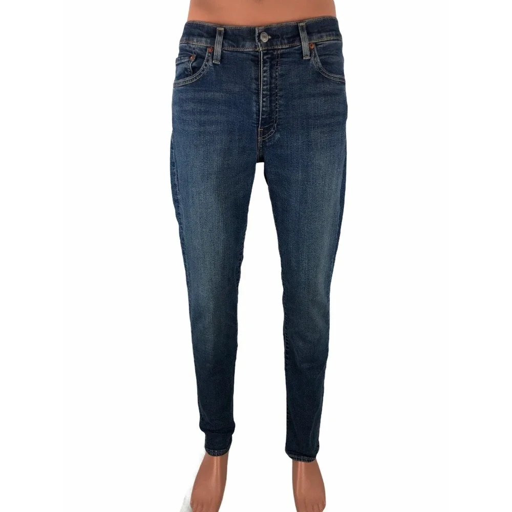 Levis *up sale